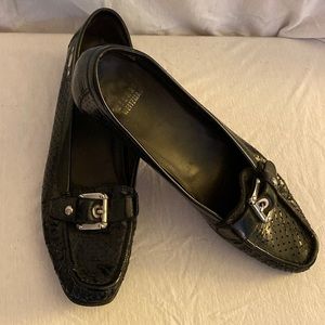 Stuart Weitzman black perforated loafers sz 9.5N